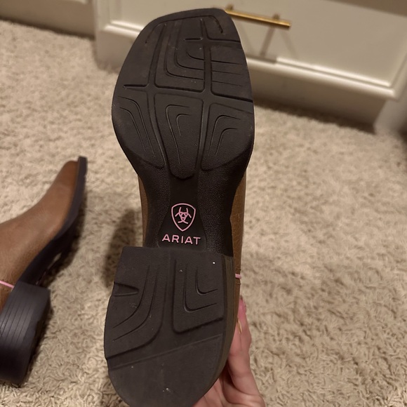 Ariat boots, used two times! - Picture 4 of 7